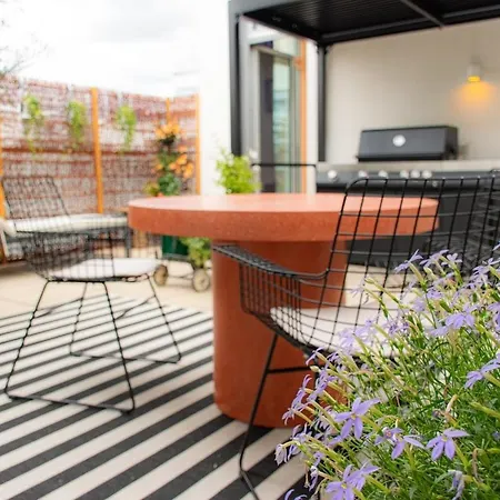 Apartment Wintergarten Roof Terrace Berlin
